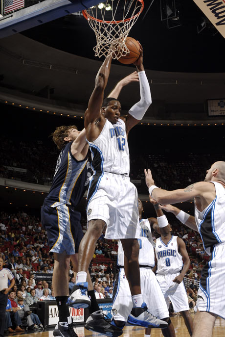 法国后卫朗克坦因酒驾+毒驾+无证驾驶造成事故，被判三年监禁（法国后卫朗克坦酒驾、毒驾且无证肇事，被判三年徒刑）