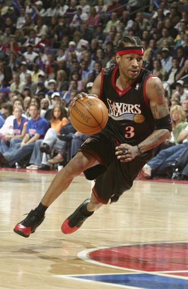 半场：海港1-0英博，加布里埃尔破门+进球被吹，莱昂纳多助攻（半场战报：海港1-0领先英博，加布里埃尔破门且一球被判无效，莱昂纳多送助攻）