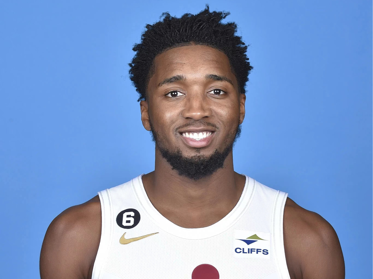 意媒：如果接受降薪，目前年薪600万欧的佩7可能与罗马续约（意媒：佩7年薪600万欧，若同意降薪或将与罗马续约）