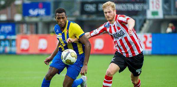 现出了卓越 现出了卓越